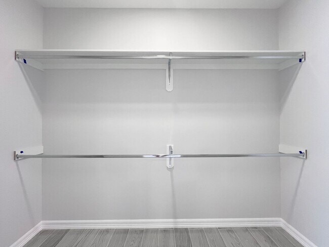 Building Photo - 504 N Alexandrite Ave