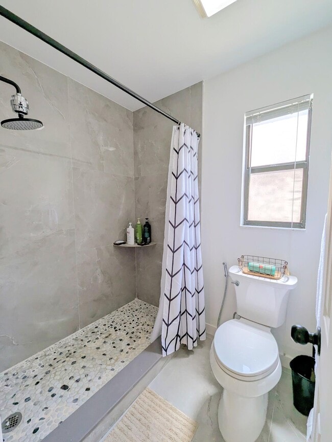 Building Photo - 3130 Millwood Terrace