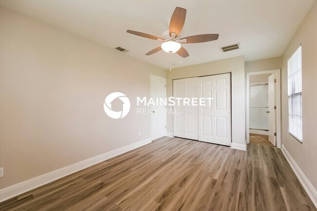 Building Photo - 3 Bedroom Pet-Friendly Home in Cape Coral,...
