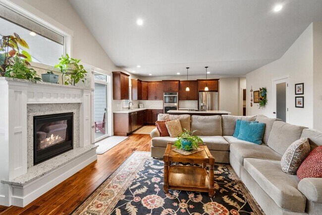 Building Photo - Luxury Yelm Estate on ¾ Acre with Custom Outdoor Living, Loft, A/C & Designer Kitchen!
