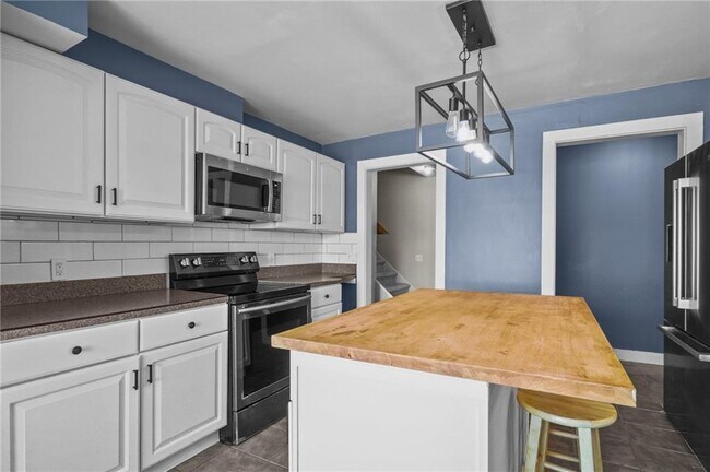 Building Photo - 20 Bradley Terrace