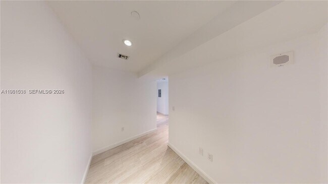 Building Photo - 55 SW 9th St