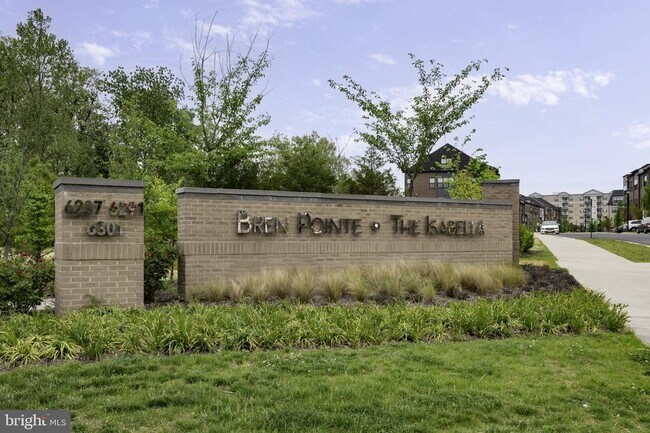 Building Photo - 6275 Edsall Rd