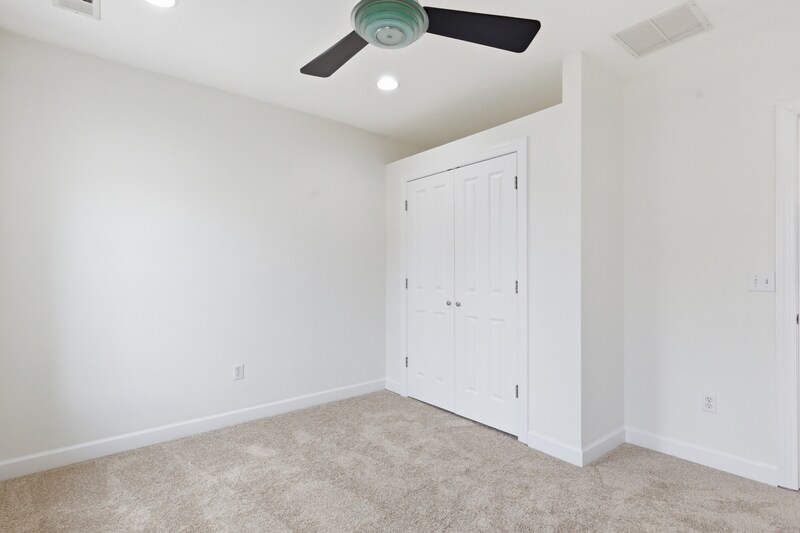 Building Photo - 409 S East Ave