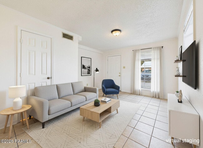 Building Photo - 225 Ryder Dr