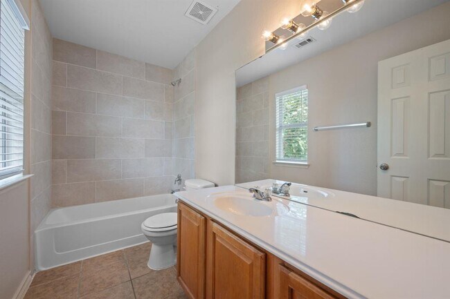 Building Photo - 20925 Texas Meadows Dr