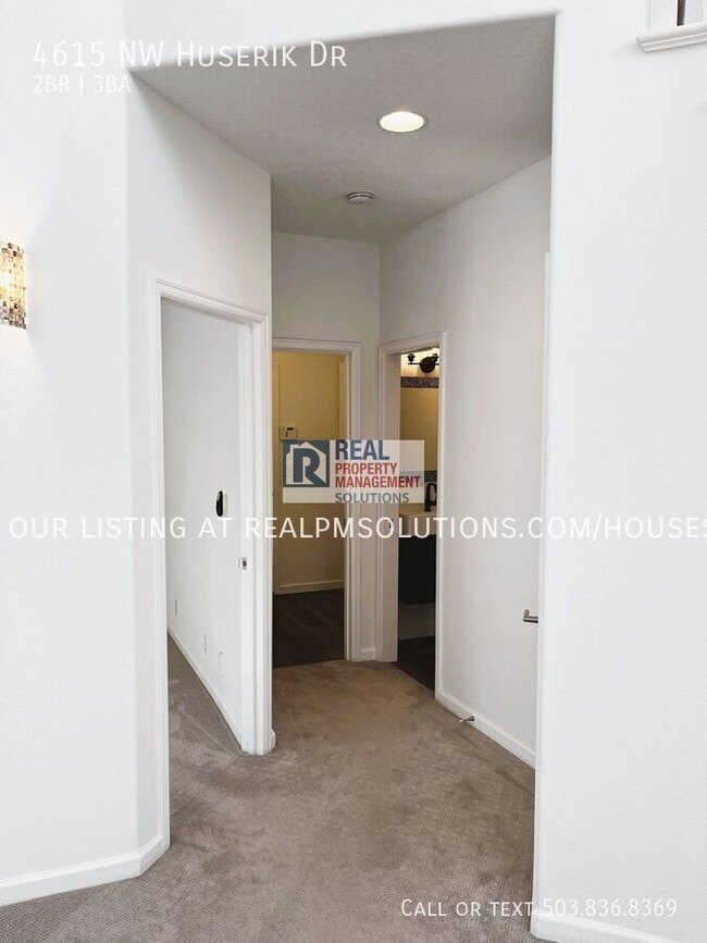 Building Photo - 4615 NW Huserik Dr