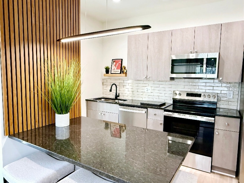 Building Photo - 3203 Memorial Ave