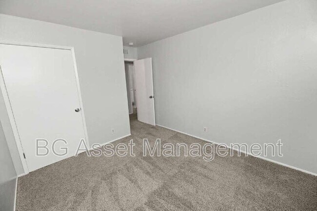 Building Photo - 4621 Ashdale Ct