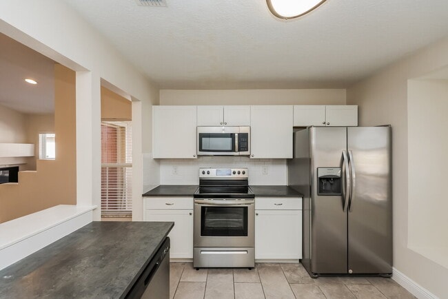 Building Photo - 538 Beth Ann St