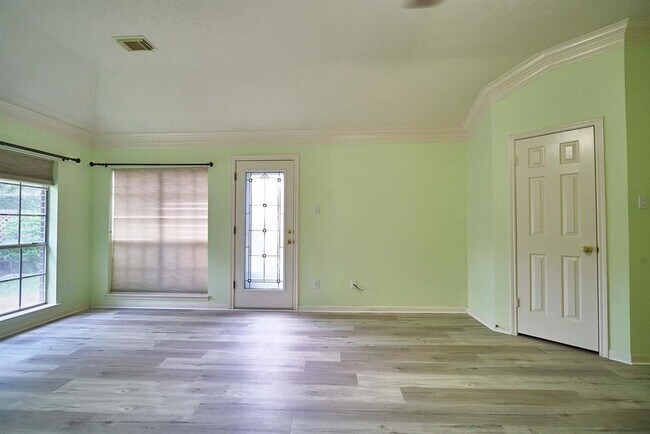 Building Photo - 4503 Oak Valley Dr