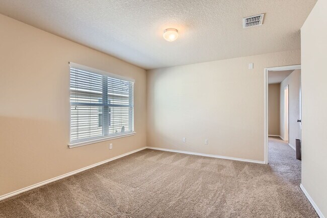 Building Photo - 10427 Ashbury Creek