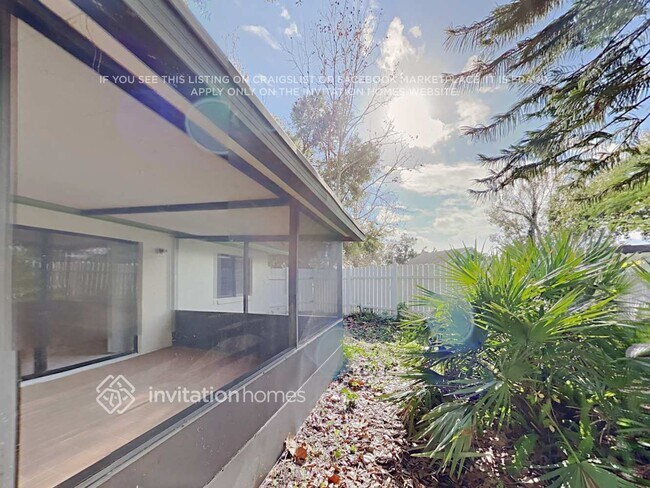 Building Photo - 1013 Black Willow Dr