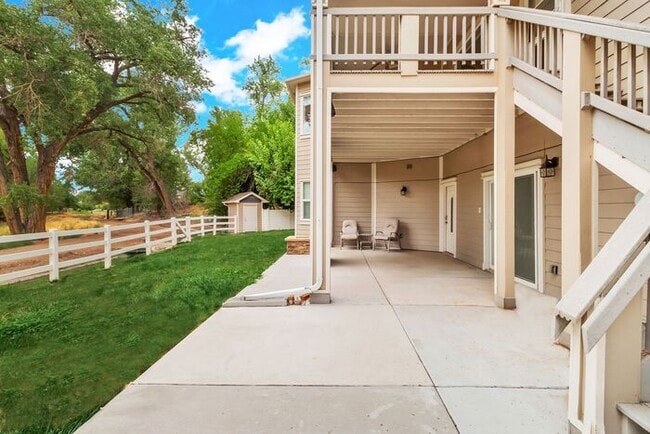 Building Photo - Beautiful and Spacious 4Bd 3.5Bath Home in...