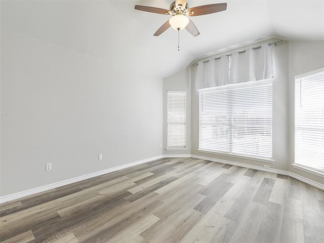 Building Photo - 2709 Vail Dr