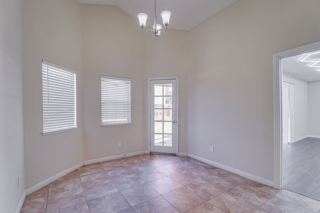 Building Photo - Gorgeous 2 Story Home Fully Upgraded – Move-In Ready!- 4 bedroom 3 bath