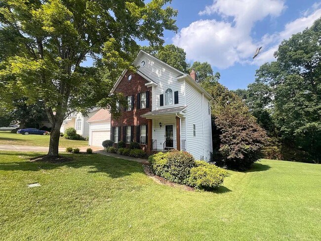 Primary Photo - 207 Twinleaf Way