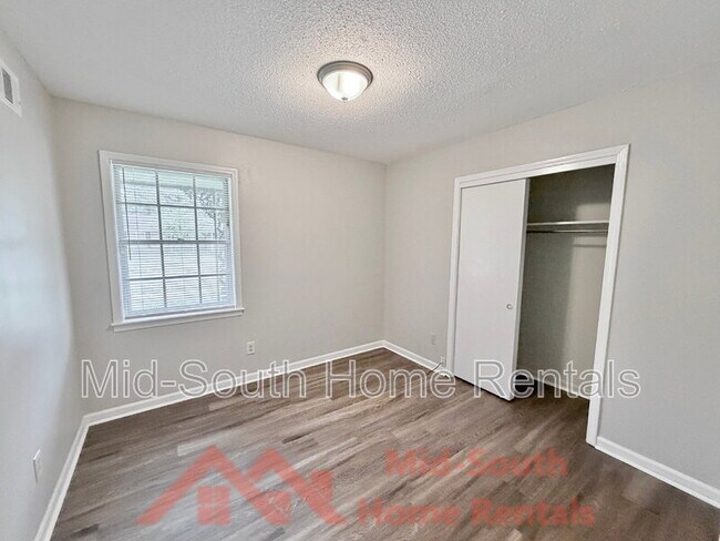 Building Photo - 3984 Acro Cove