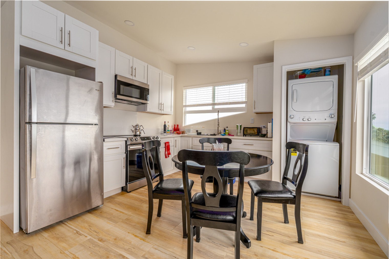 Building Photo - 5021 Foothill Blvd