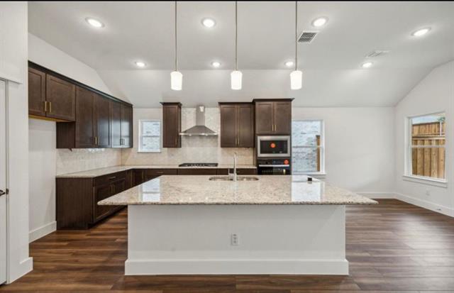 Building Photo - 3832 PENNINGTON Ave