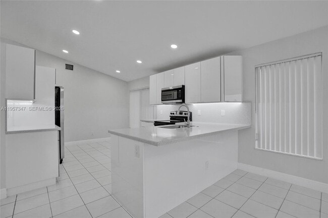 Building Photo - 18034 SW 20th St