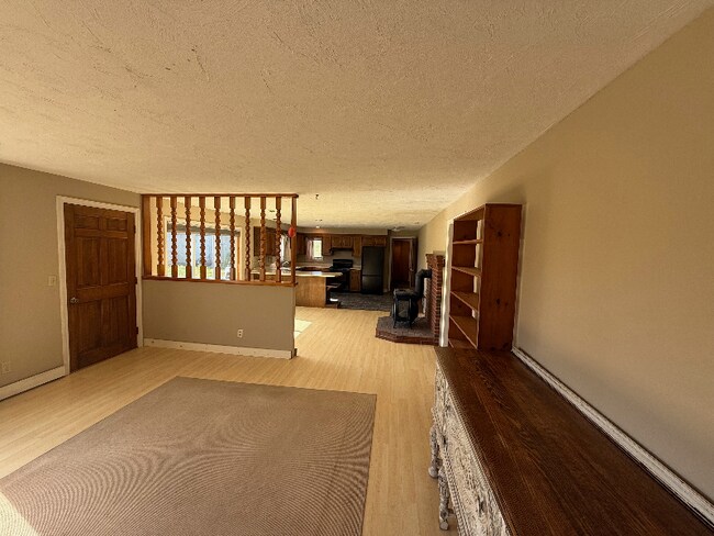 Building Photo - 1619 Alna Rd