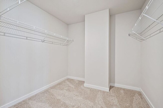 Building Photo - 305 Gable Ct