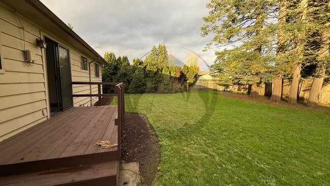 Building Photo - Buckner Duplex #2024-JOC8