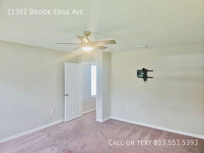Building Photo - 11382 Brook Edge Ave