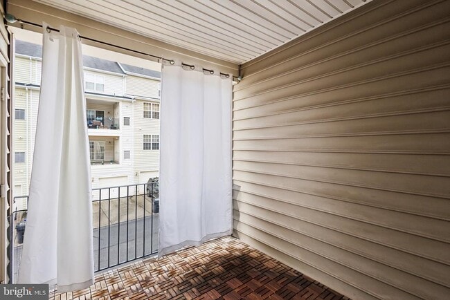 Building Photo - 15211 Lancashire Dr