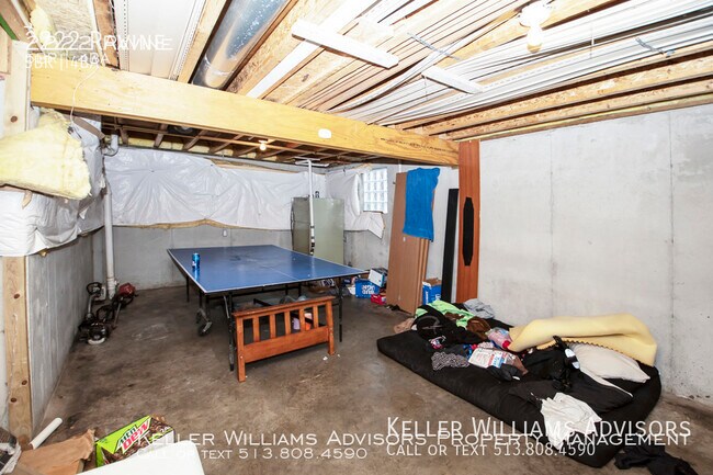 Building Photo - 2222 Ravine-