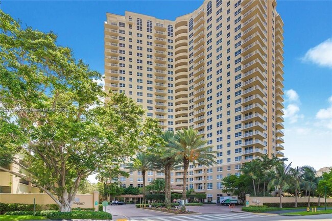 Building Photo - 19501 W Country Club Dr