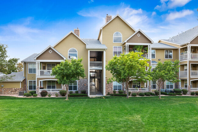 Building Photo - 6021 Castlegate Dr W