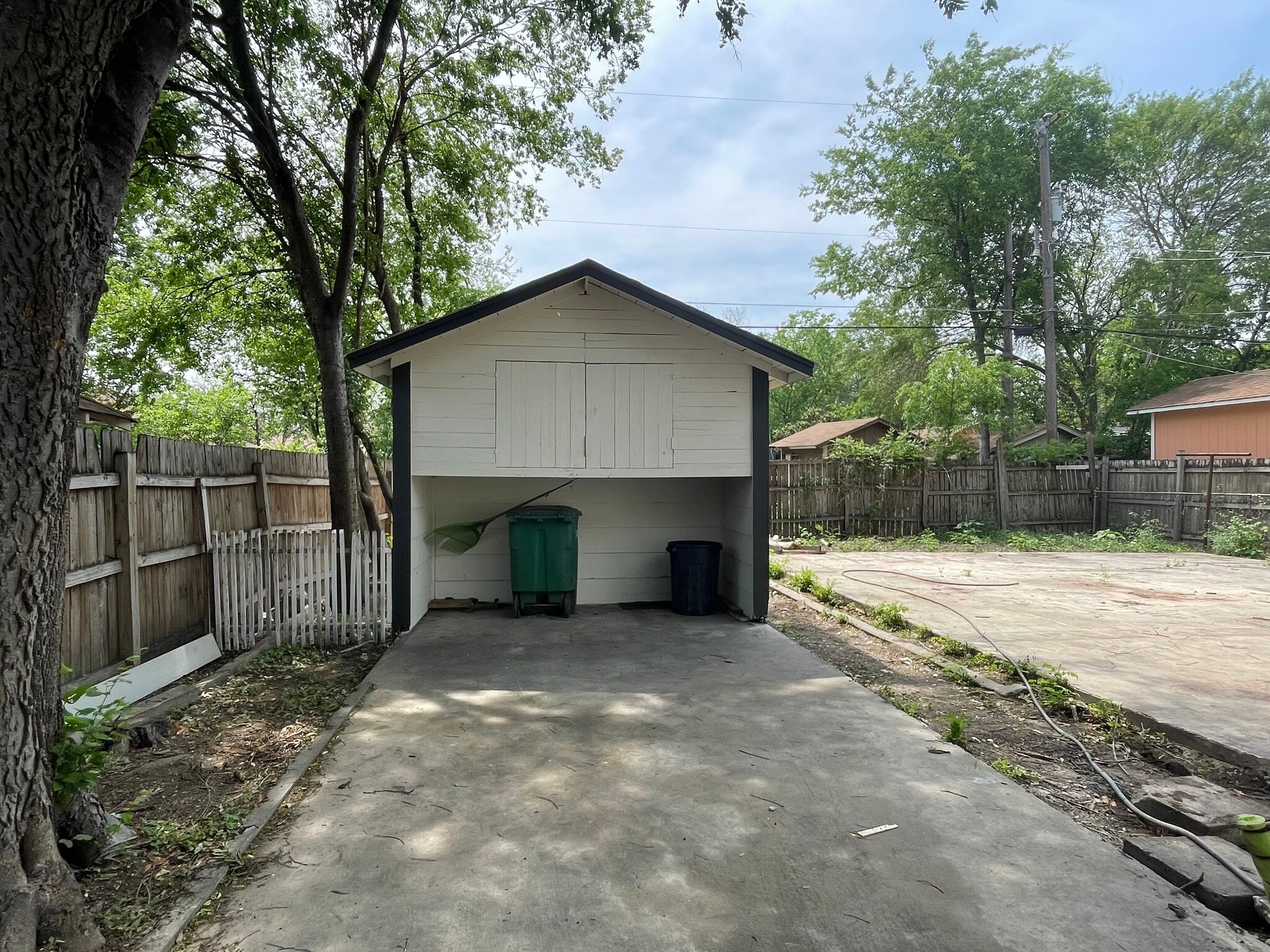 Building Photo - 1628 Sacramento