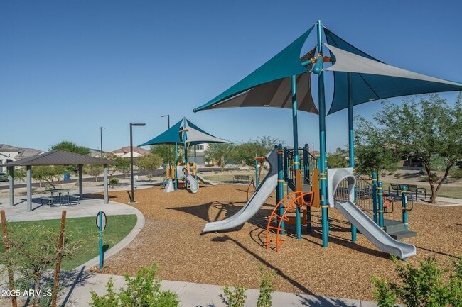 Building Photo - 20673 E Canary Way