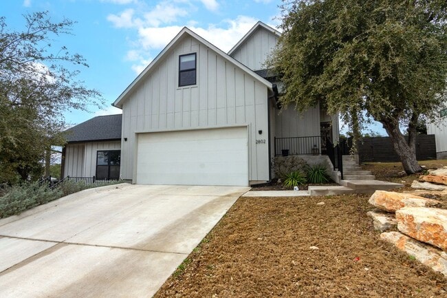 Primary Photo - 2802 Lawrence Dr