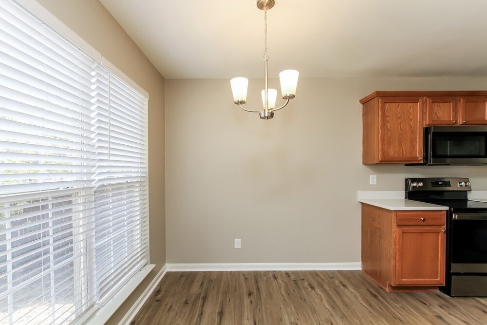 Building Photo - 505 Lisa Carol Dr