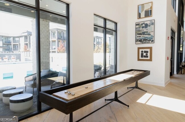 Building Photo - 305 Collins Industrial Way