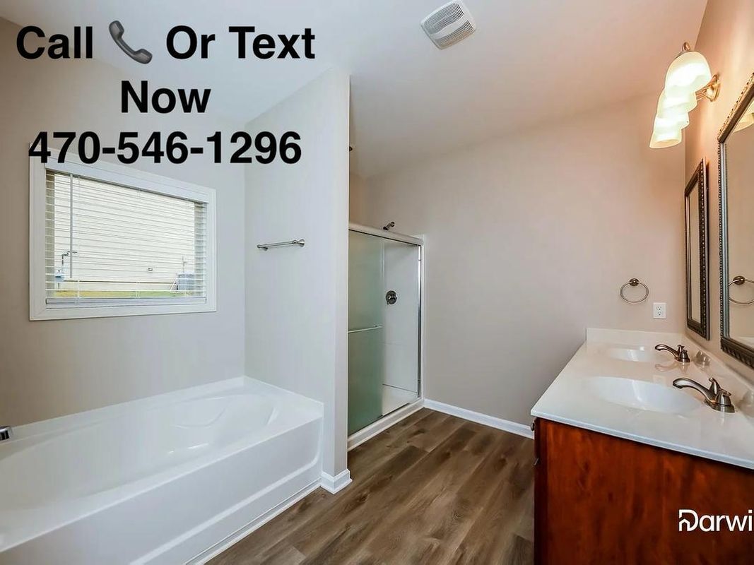 Building Photo - 214 Silverwood Dr