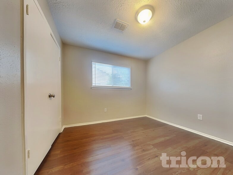 Building Photo - 11119 Daybreak Ln