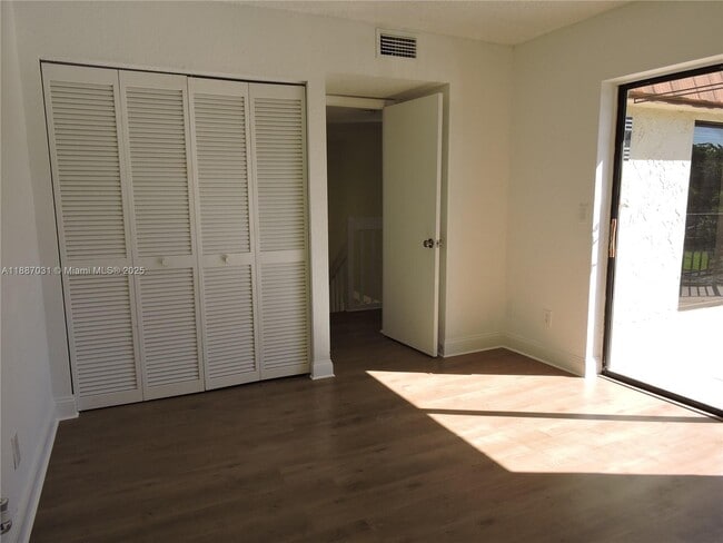 Building Photo - 1316 SW 118th Terrace
