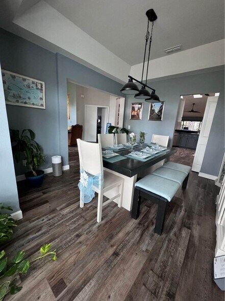 Building Photo - 8605 Otter Creek Ct