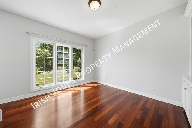 Building Photo - 109 Ashwood Ln
