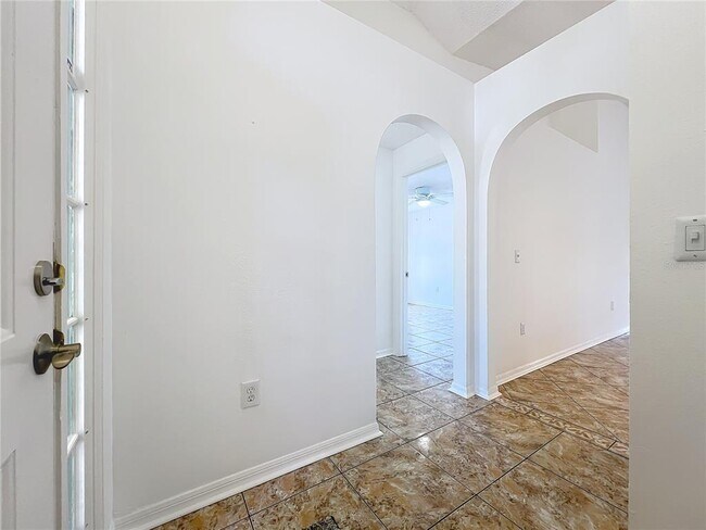 Building Photo - 3155 Atwater Dr