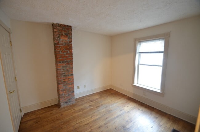 Back bedroom with large closet. - 500 E Beck St