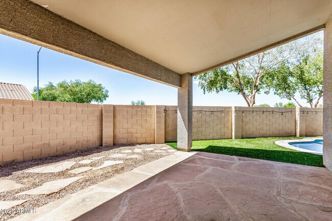 Building Photo - 15548 N 156th Ln