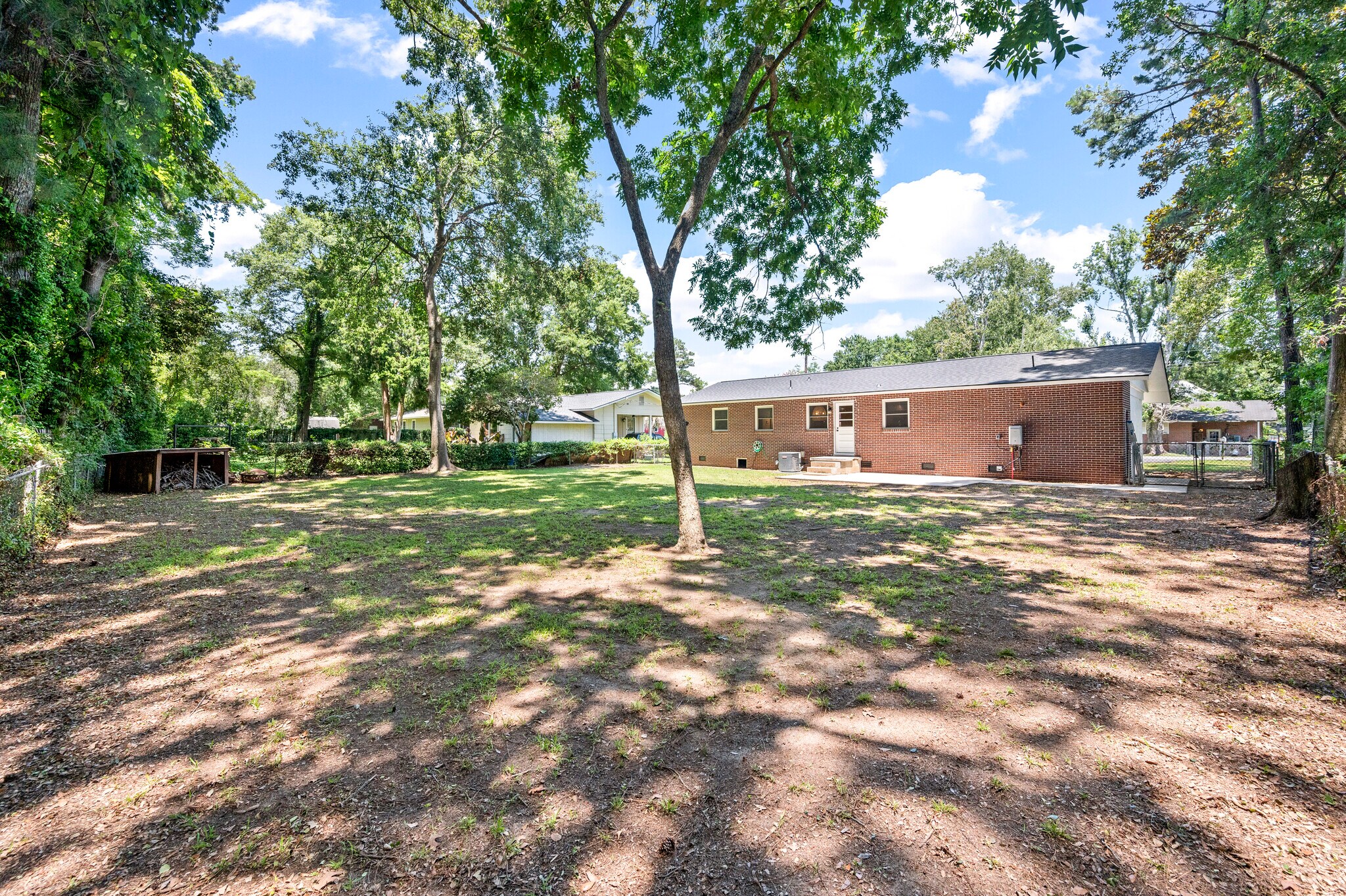 Building Photo - 1115 San Juan Ave