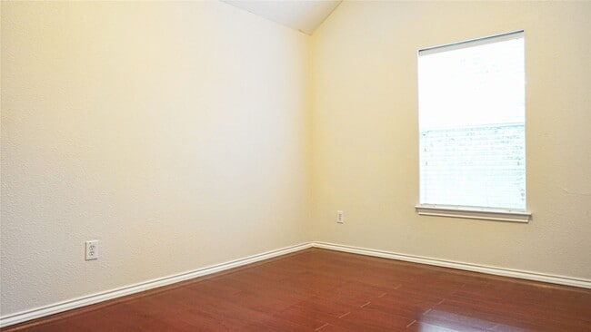 Building Photo - 22147 Canyonwood Park Ln