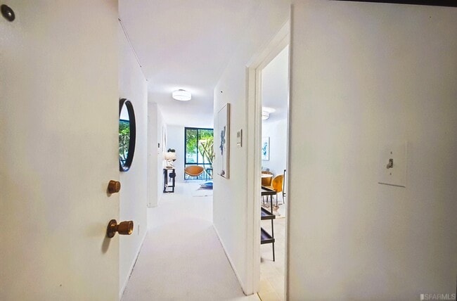 Hallway Entrance - 1000 Franklin St