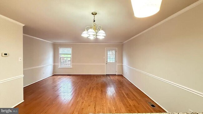 Building Photo - 18715 Martins Landing Dr